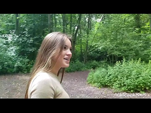 ❤️ Evelini sem predlagal, da bi seksala na javnem mestu! Rekla je da. Potem sem jo zajebal v rit in ji naredil spermo v usta. Nato se je posrkala. ️❌ Porno pri nas ❌️