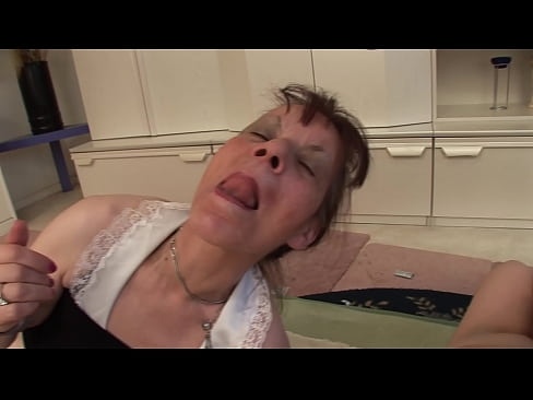 ❤️ Dve babici in en dedek imajo seks v troje ️❌ Porno pri nas ❌️