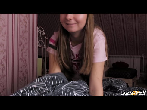 ❤️ Blondinka globoko sesa svojega prijatelja in dobi spermo v usta ️❌ Porno pri nas ❌️